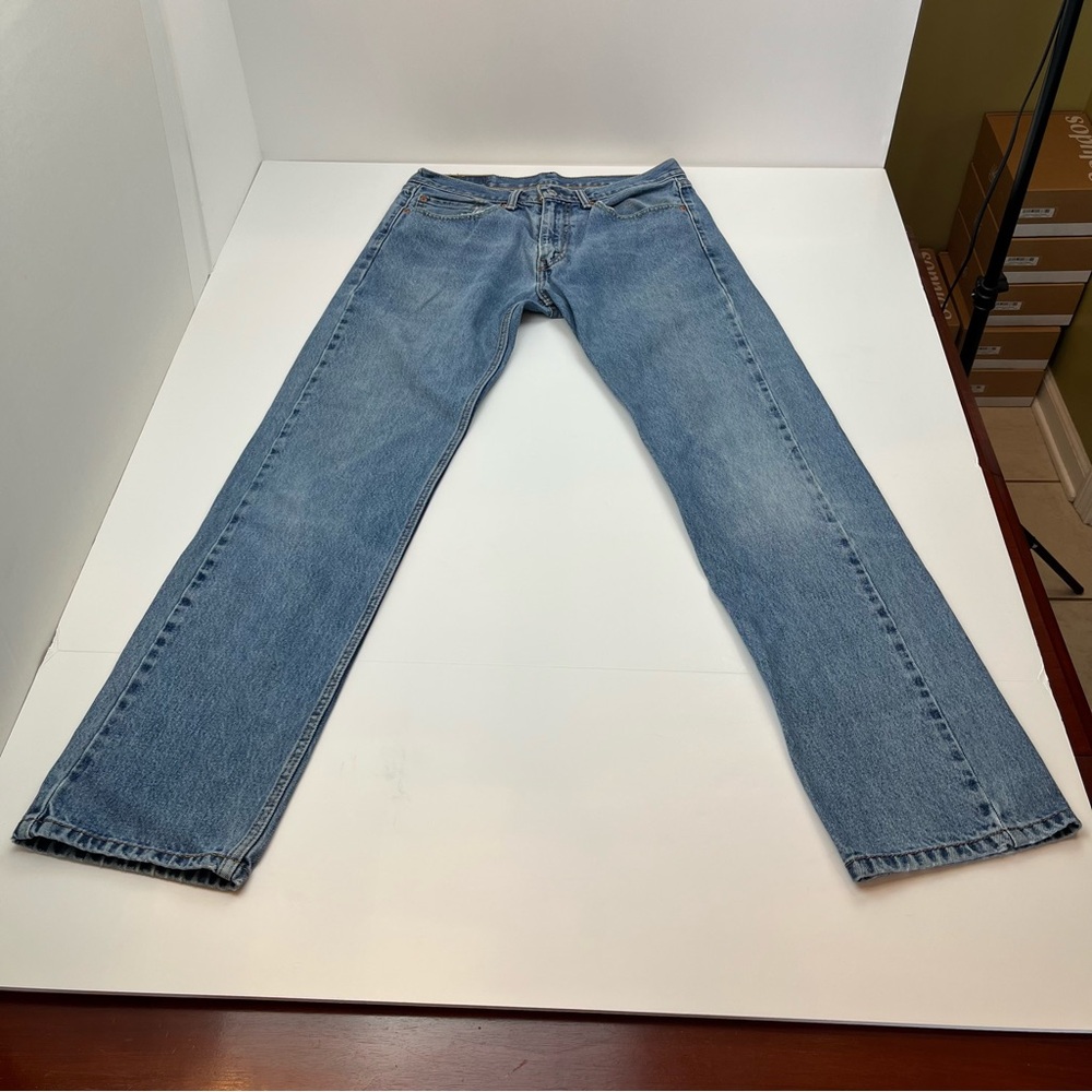 Levi’s 505 Regular Fit Men’s Jean SZ 32 x 34 Blue Denim Straight Leg Medium Wash